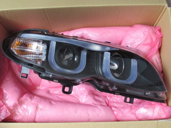 Headlamp BMW E46 Facelift (02-04) Projector